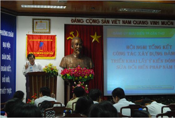 Bưu Điện TP Cần Thơ tổng kết công tác Đảng năm 2012 và lấy ý kiến sửa đổi dự thảo Hiến pháp năm 1992