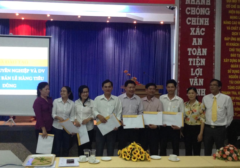 Bạc Liêu: Bồi dưỡng cho các nhân viên đại lý thu BHXH, BHYT