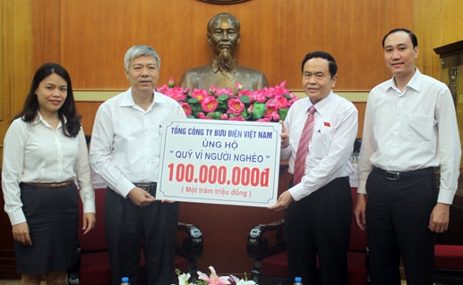 Tổng hợp báo chí ngành Bưu điện ngày 25/11/2015