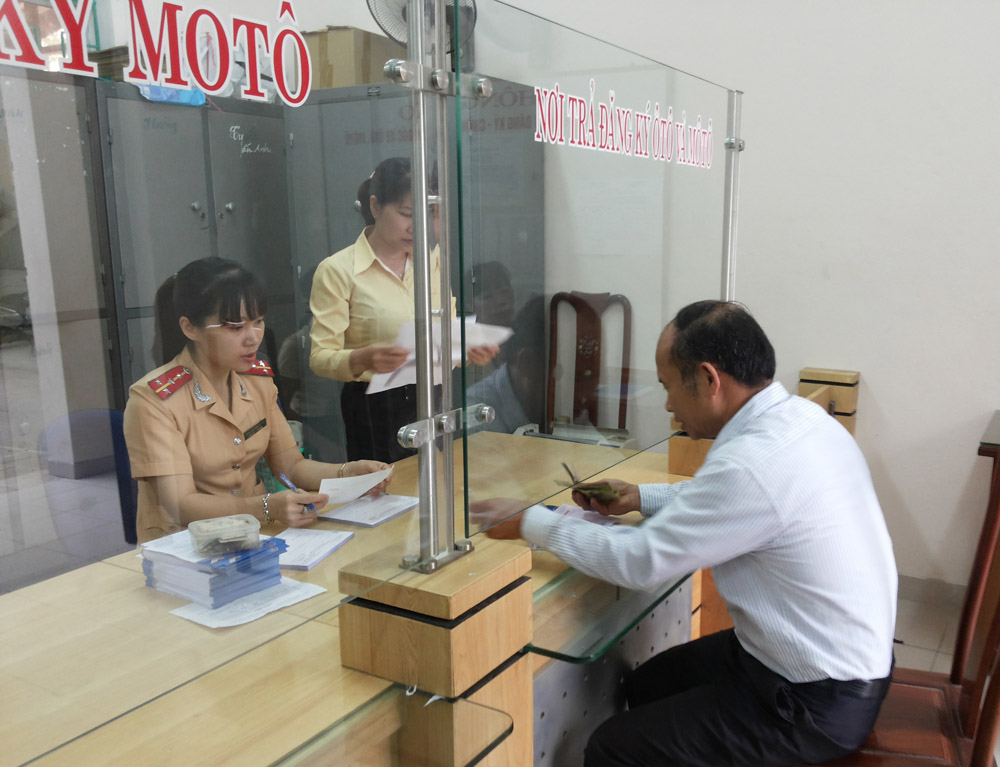 Bưu điện tỉnh Tuyên Quang tập trung triển khai các dịch vụ chuyển phát hành chính công