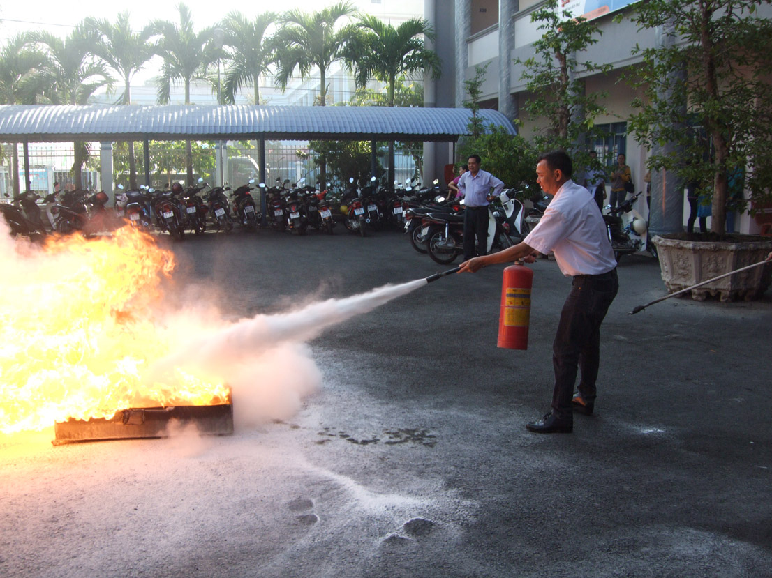 Bưu điện Vĩnh Long tổ chức tập huấn công tác an toàn vệ sinh lao động  