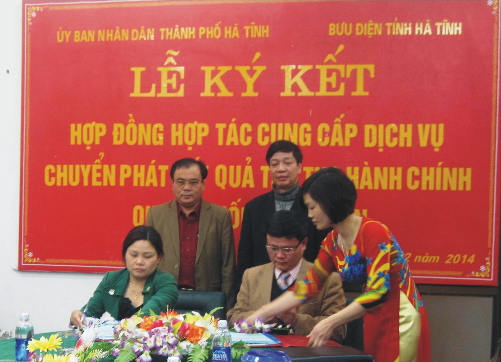 UBND tỉnh Hà Tĩnh: thực hiện chuyển phát hồ sơ hành chính công qua hệ thống Bưu điện  