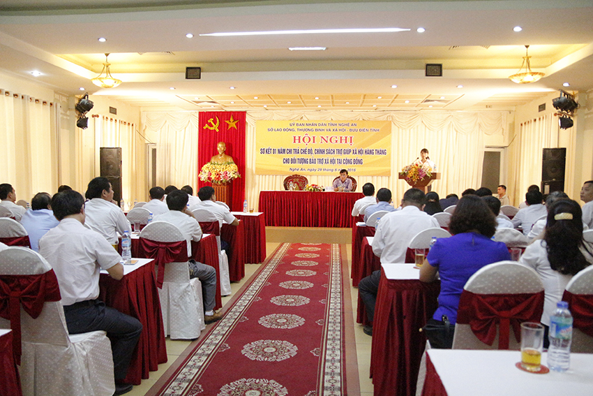 Sơ kết 01 năm chi trả chế độ, chính sách trợ giúp xã hội cho đối tượng bảo trợ xã hội tại Nghệ An