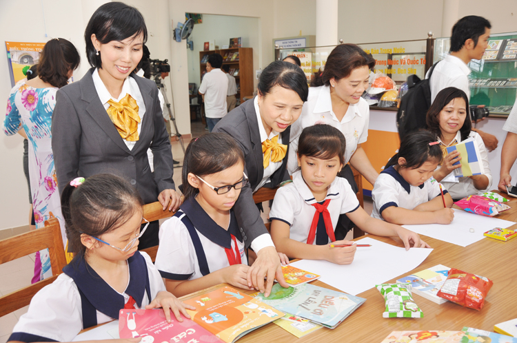 Tổng hợp báo chí ngành Bưu điện ngày 19/05/2015