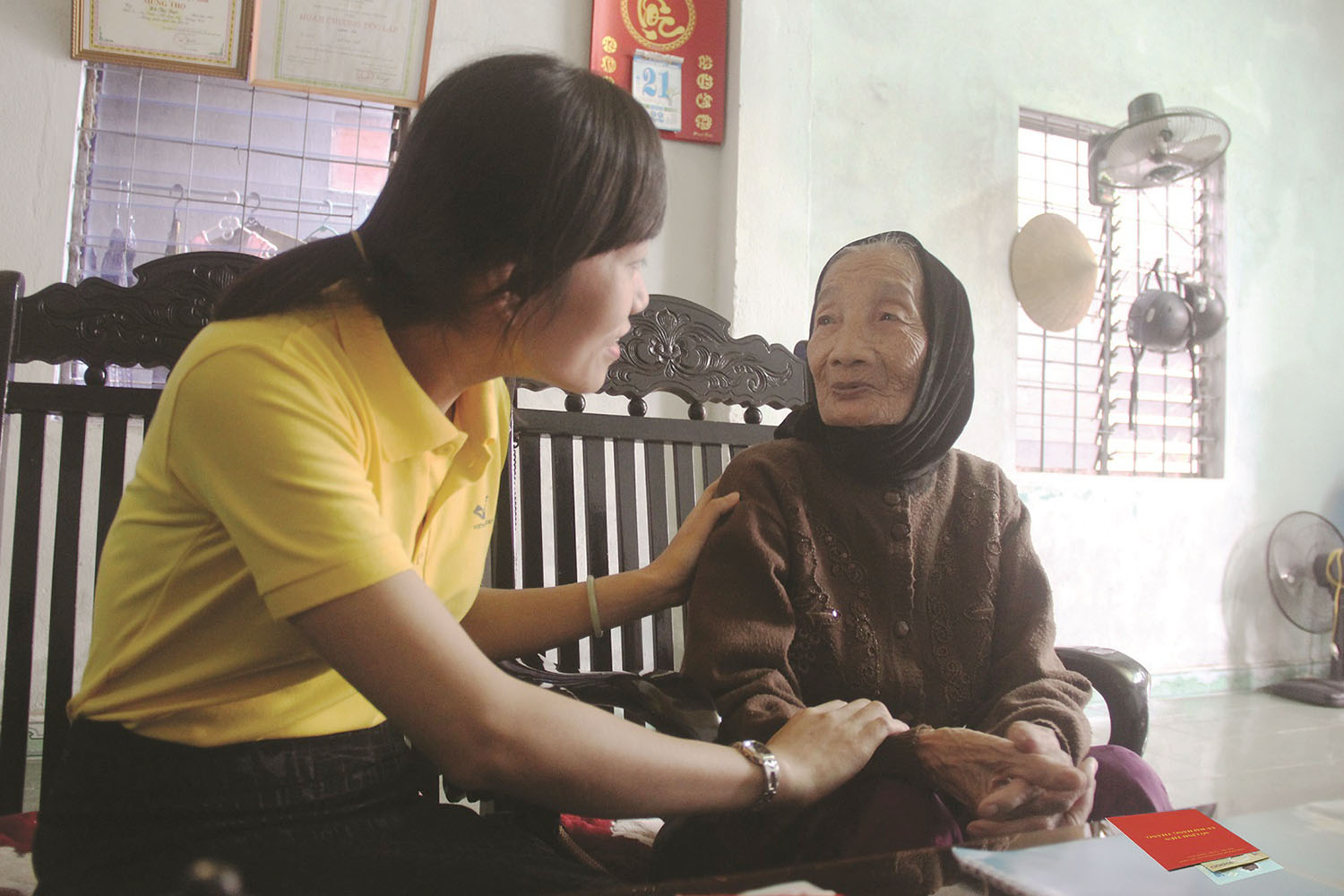 Hơn 90% người có công hài lòng về việc chi trả chế độ qua Bưu điện