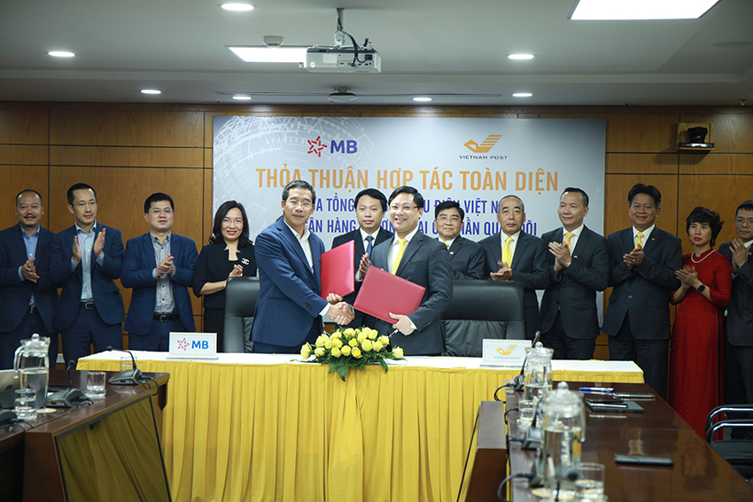 MB and Vietnam Post join in a comprehensive cooperation