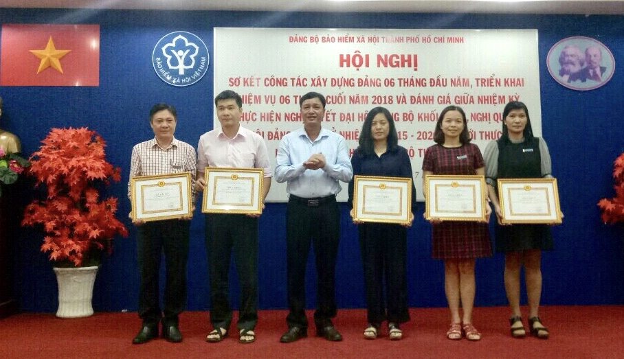 Tổng hợp báo chí ngành Bưu điện ngày 03/08/2018