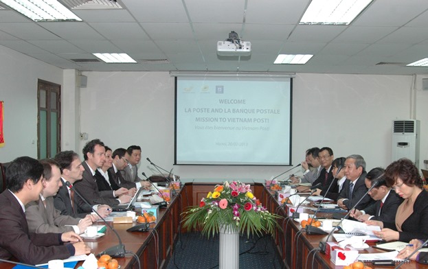 Bưu Điện Việt Nam tiếp và làm việc với đoàn Bưu chính CH Pháp