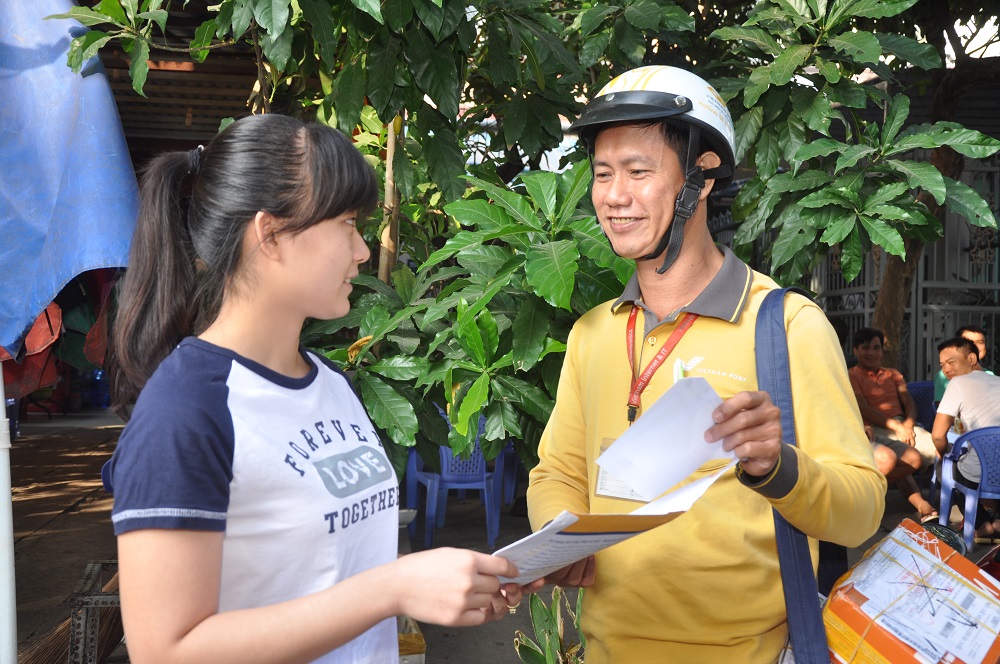 Score records, transcripts, graduation diploma delivered to addressees