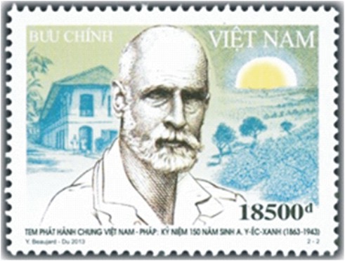Bưu điện Việt Nam - C.H Pháp: Phát hành bộ tem chung chào mừng 40 năm ngoại giao hợp tác