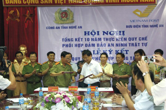 Bưu điện và Công an tỉnh Nghệ An: Tổng kết 10 năm thực hiện quy chế phối hợp công tác