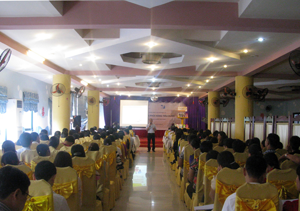 Bưu điện tỉnh Quảng Ninh đào tạo kỹ năng bán hàng cho nhân viên điểm Bưu điện – Văn hóa xã