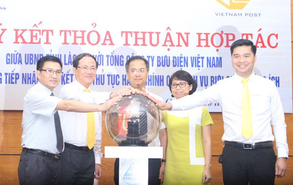 Tổng hợp báo chí ngành Bưu điện ngày 12/08/2017