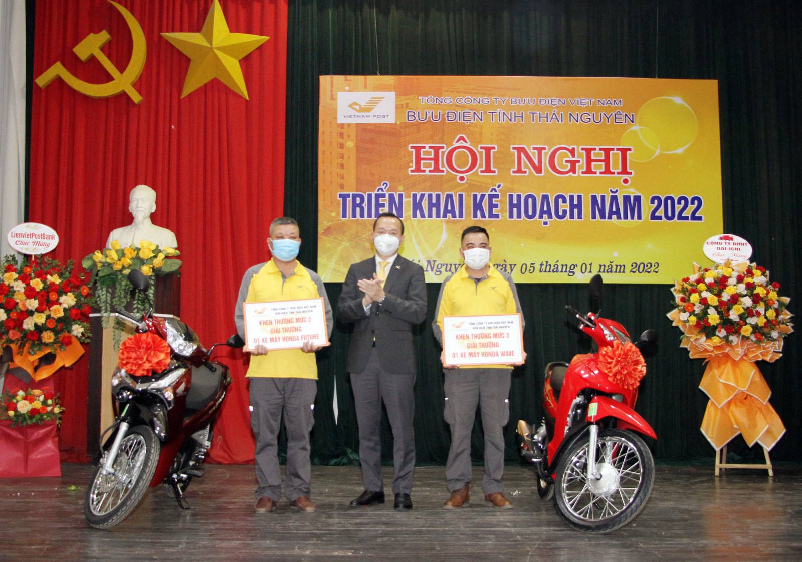 Bưu điện tỉnh Thái Nguyên đạt tổng doanh thu trên 357 tỷ đồng