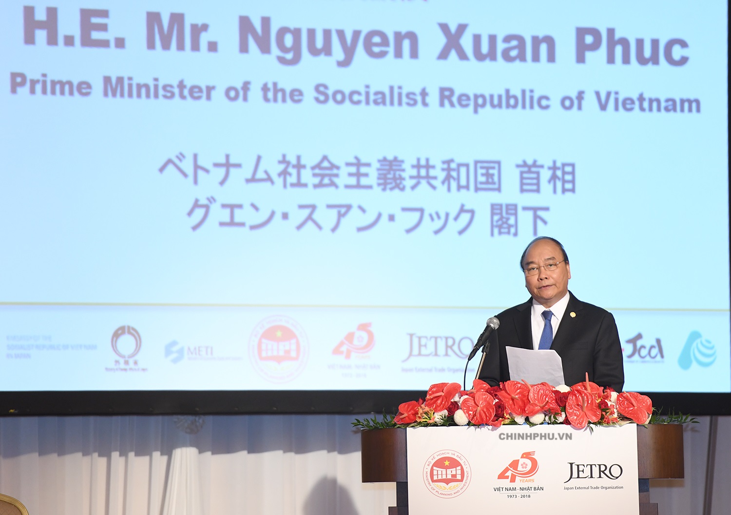 Vietnam Post Delegation accompanied H.E. Prime Minister to attend the 10th Me Kong – Japan Summit  