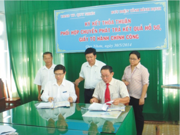 Bưu điện tỉnh Bình Định và UBND TP. Quy Nhơn: Phối hợp triển khai dịch vụ chuyển phát hồ sơ hành chính công