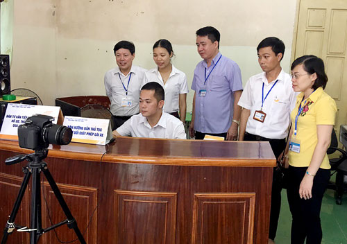 Bac Ninh province: Collection of dossier to renew driving license at Communial Cultural Post Offices