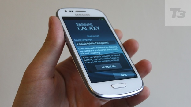 PTI trang bị điện thoại thông minh cho các giám định viên