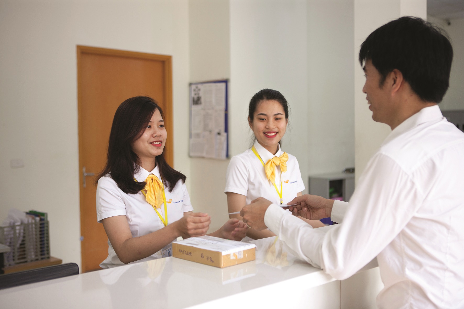 Điều chỉnh giá cước một số dịch vụ chuyển phát