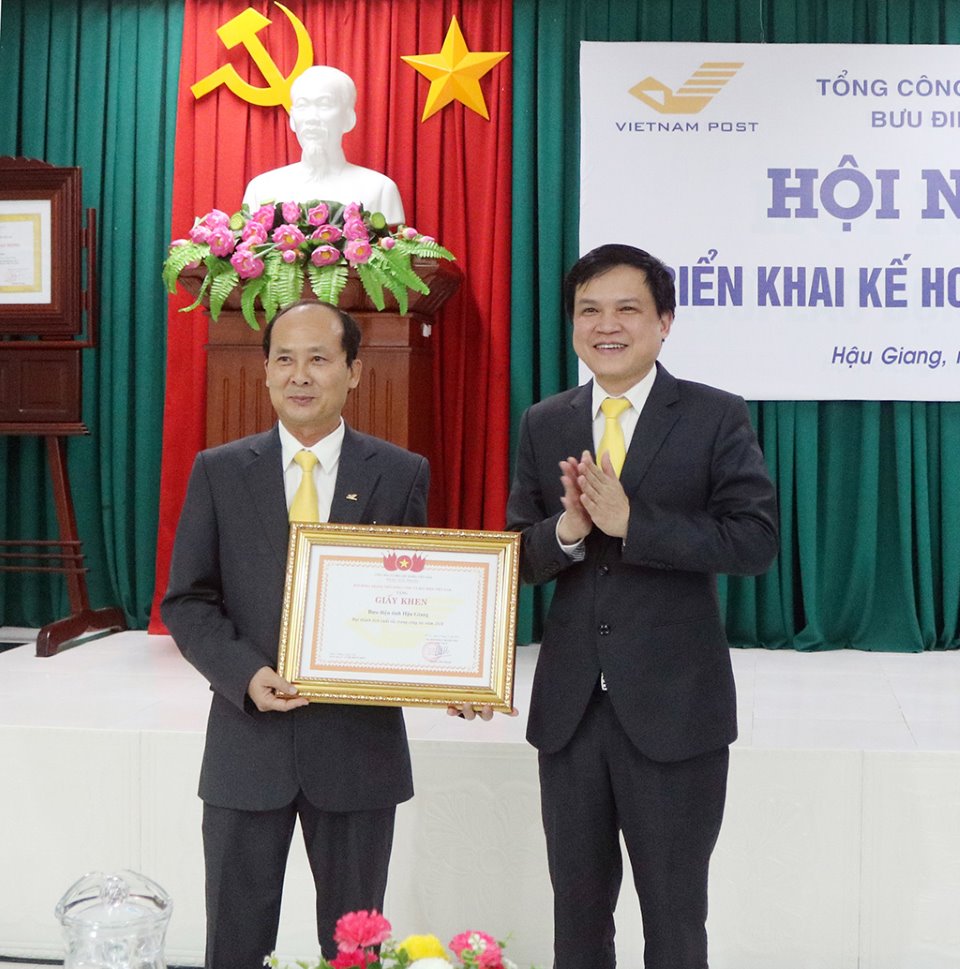 Hậu Giang: Tiếp tục cung cấp tốt hơn các dịch vụ bưu chính và hoạt động bưu chính công ích