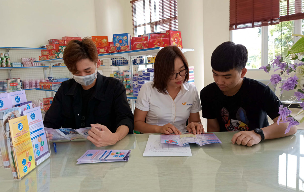 Lai Châu: Vai trò đại lý thu bảo hiểm xã hội, bảo hiểm y tế