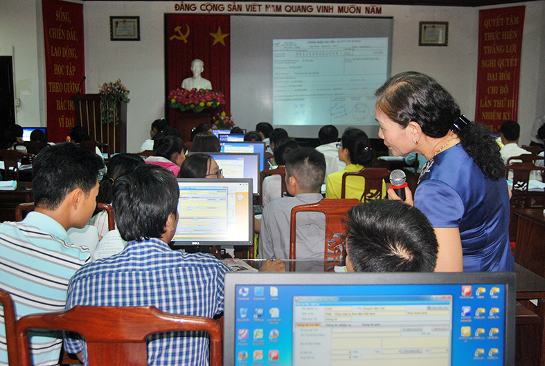 Bưu điện Cần Thơ đào tạo Giao dịch viên Bưu điện năm 2016