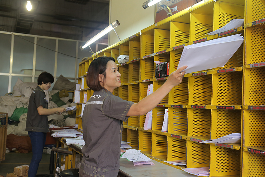 Chuyển phát hồ sơ và lệ phí xét tuyển Đại học, Cao đẳng năm 2016