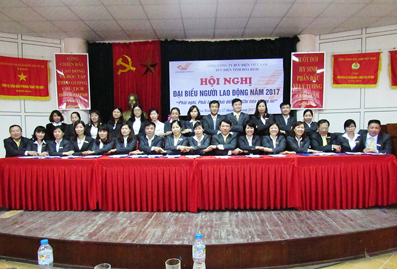 Bưu điện tỉnh Hoà Bình tổ chức Hội nghị đại biểu người lao động năm 2017