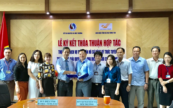 Tổng hợp báo chí ngành Bưu điện ngày 25/08/2018