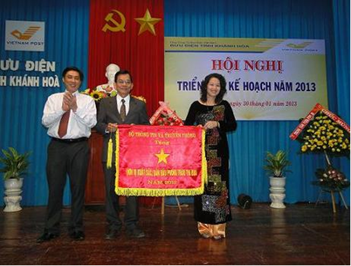 Bưu Điện tỉnh Khánh Hòa –  đơn vị dẫn đầu phong trào thi đua 2 năm liền