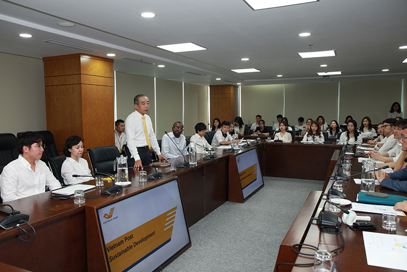 Gặp mặt các sinh viên Hàn Quốc và Việt Nam trong khuôn khổ Chương trình Hội trại tư vấn ý tưởng phát triển