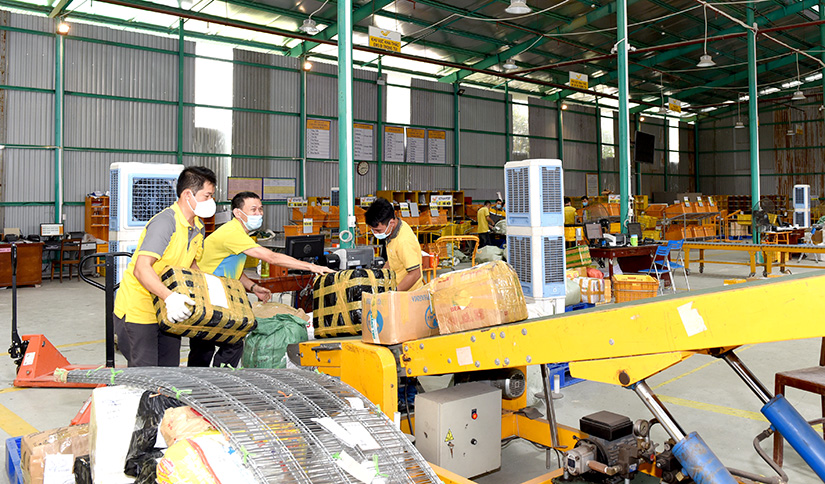 Sử dụng tiện ích bưu chính Giảm nguy cơ lây nhiễm Covid-19