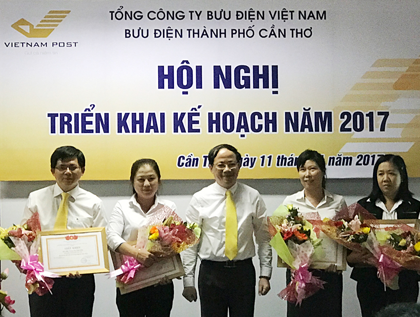 Bưu điện TP Cần Thơ triển khai kế hoạch năm 2017