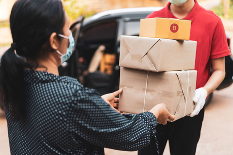 UPU hỗ trợ các nước kém phát triển dụng cụ bảo hộ trong đại dịch Covid-19