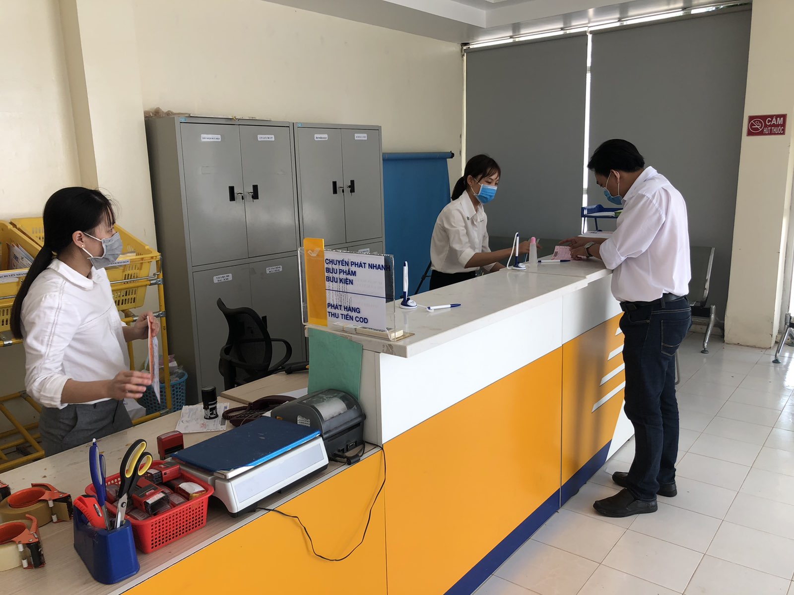 Thông báo mở lại hoạt động chấp nhận dịch vụ đến một số tỉnh, thành phố