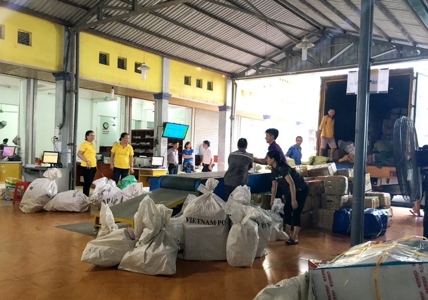 Bưu điện Thanh Hóa tập huấn chương trình “Đổi mới bưu cục và phong cách phục vụ của giao dịch viên”