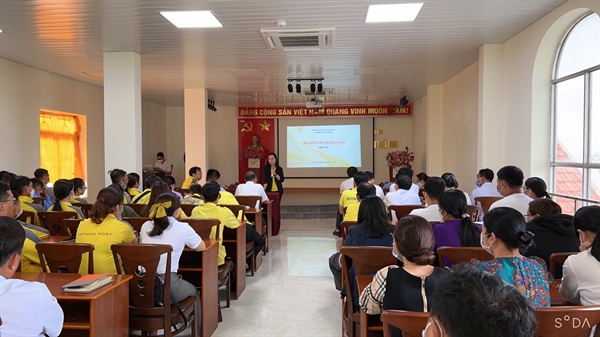 Sóc Trăng: Đào tạo nâng cao chất lượng phát cho bưu tá