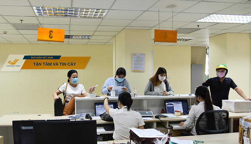 Triển khai biểu ngữ quy định hành vi theo văn hóa doanh nghiệp Bưu điện Việt Nam