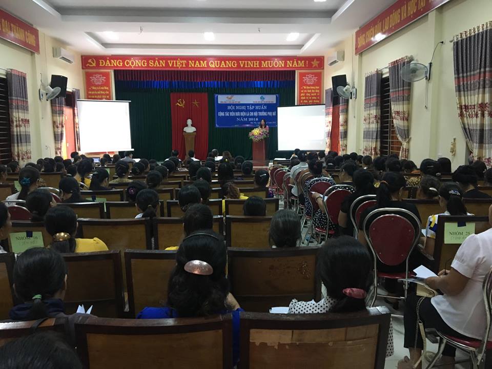 Tập huấn cộng tác viên bưu điện là chi hội trưởng tại huyện Đức Thọ, tỉnh Hà Tĩnh