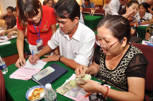 90 phút bán được 236 triệu đồng tiền Bảo hiểm nhân thọ