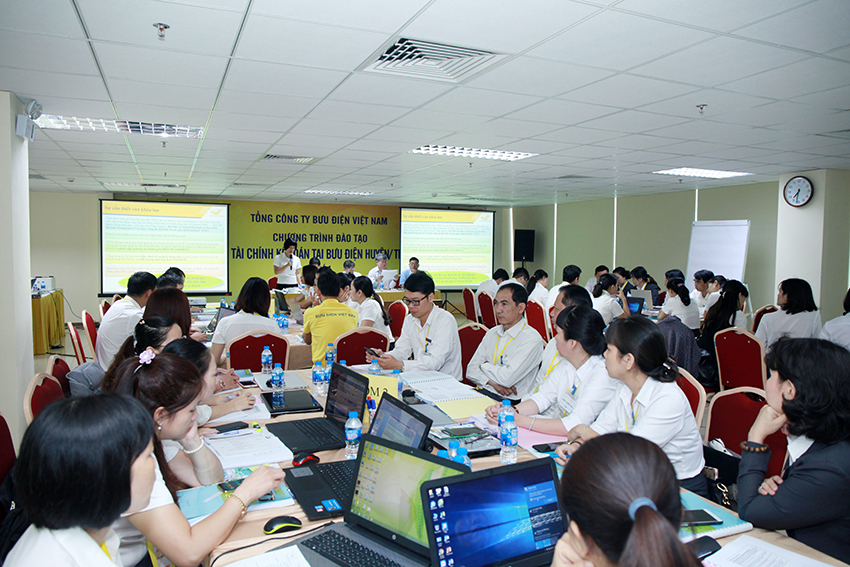 Đào tạo công tác tài chính kế toán tại Bưu điện huyện/trung tâm năm 2018