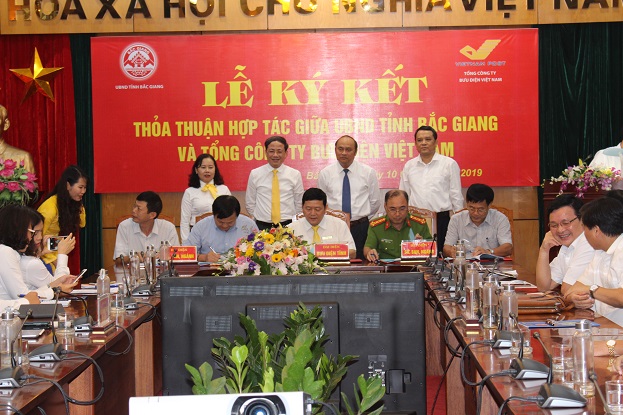 Tổng hợp báo chí ngành Bưu điện ngày 12/09/2019