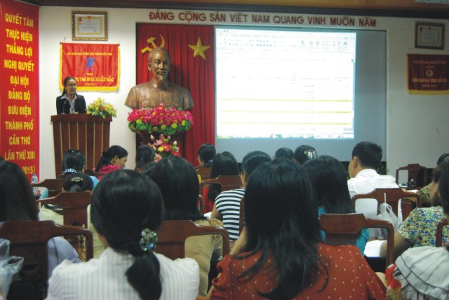 Bưu điện thành phố Cần Thơ: Tập huấn nghiệp vụ Bảo hiểm PTI