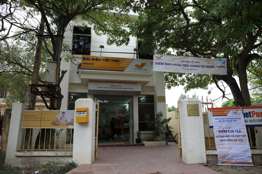 Bưu điện Việt Nam miễn giảm 2,1 tỉ đồng cước chuyển phát trong Ngày mua sắm trực tuyến 2014