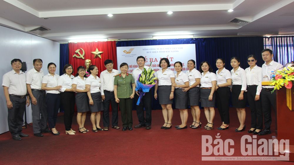 Bưu điện tỉnh Bắc Giang ra mắt mô hình tự quản bảo đảm an toàn trong nhận, gửi hàng qua mạng bưu chính