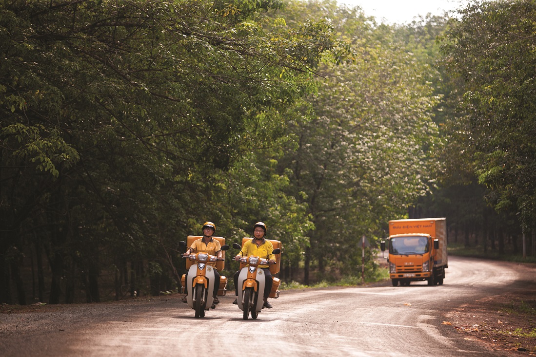 Vietnam Post adjusts rates for some post and delivery services