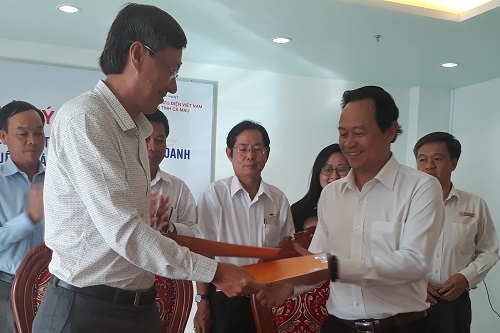 Cà Mau: Hơn 19.000 cá nhân kinh doanh sẽ được thu thuế qua bưu điện