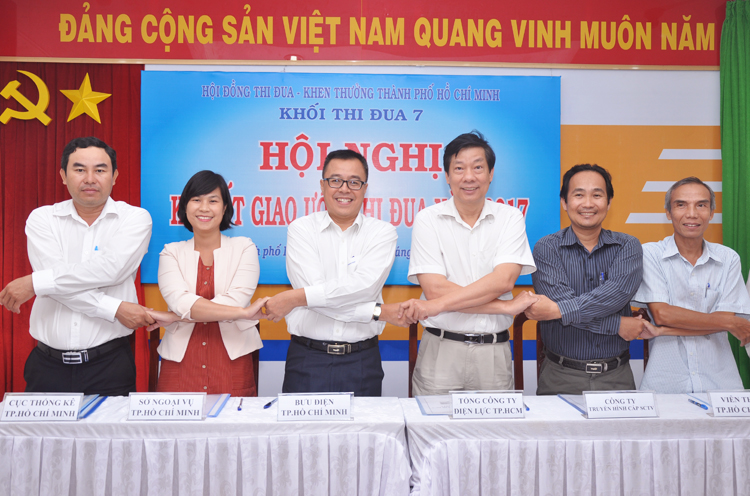 Khối thi đua 7 ký kết giao ước thi đua năm 2017