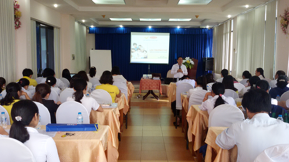 Bưu điện tỉnh Bến Tre tập huấn dịch vụ Bảo hiểm nhân thọ Lộc Trường Thọ