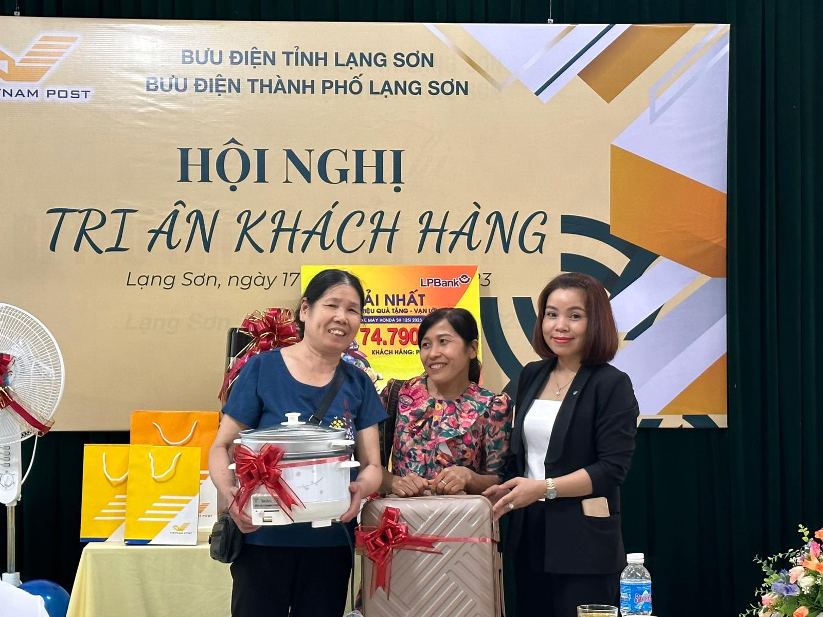 Bưu điện tỉnh Lạng Sơn tổ chức thành công Hội nghị khách hàng Dai-ichi Life Việt Nam